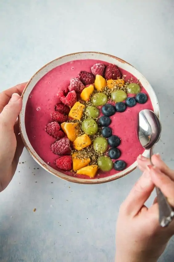 Smoothie bowls make the perfect breakfast during summer, they’re totally delicious, and they’re healthy too! From berry, to mango, and even watermelon, enjoy this list of 30 Healthy Breakfast Smoothie Bowls.