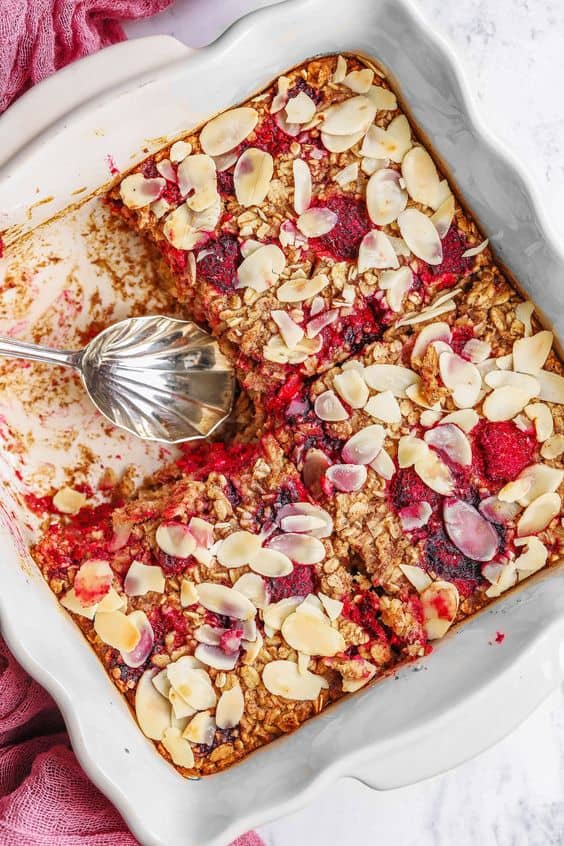 Raspberry Almond Baked Oats