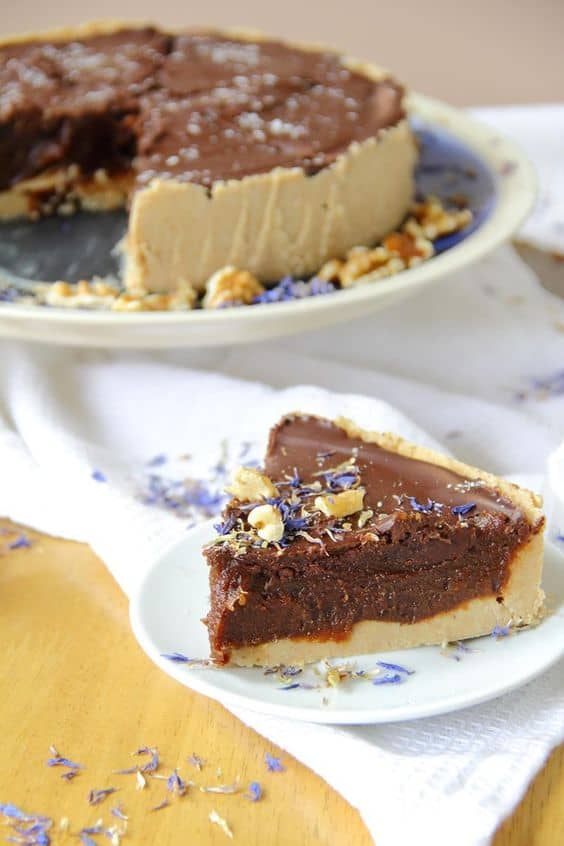 Vegan Millionaire’s Shortbread Pie