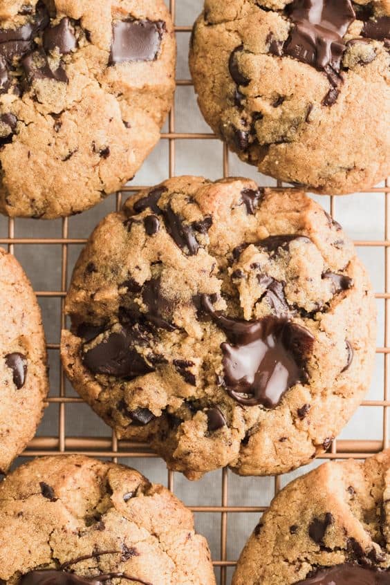 Almond Flour Chocolate Chunk Oatmeal Cookies