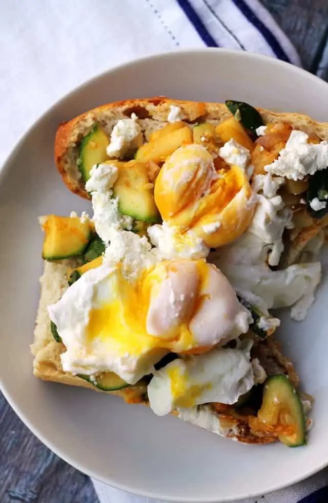 Zucchini and Goat Cheese Breakfast Crostini