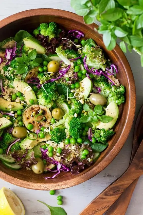 Quinoa superfood salad