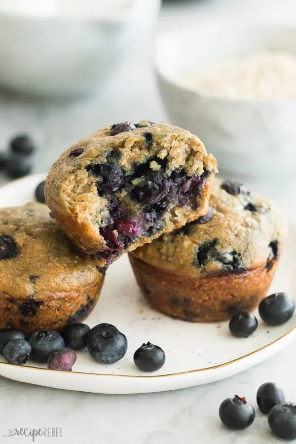 Healthy Blueberry Oatmeal Muffins
