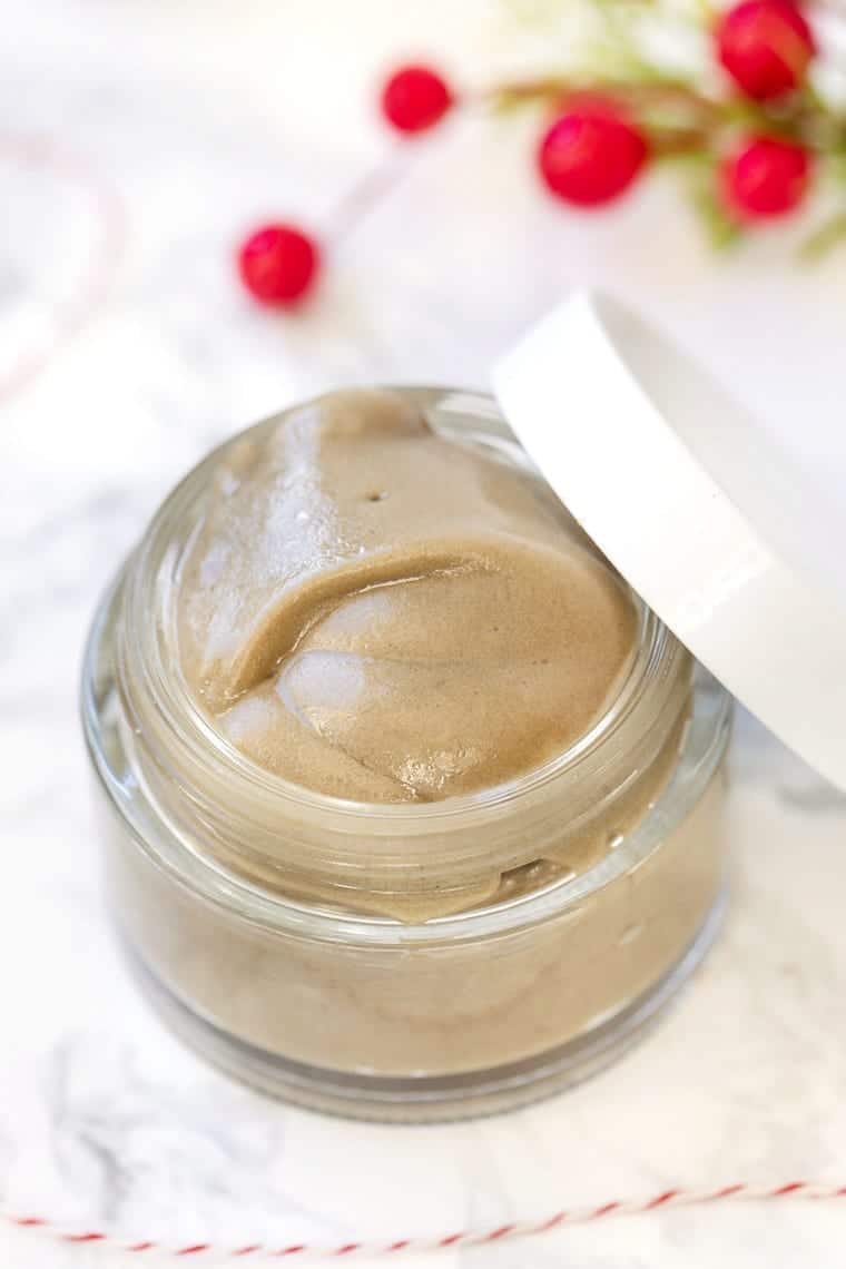 DIY Healing Honey Clay Mask 