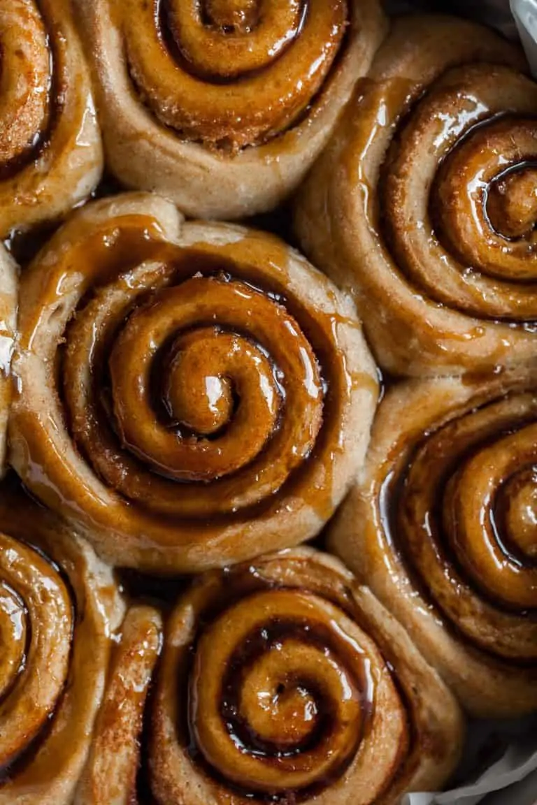 Easy Gooey Vegan Cinnamon Rolls