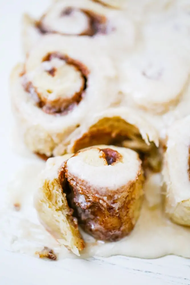 Ultimate Vegan Cinnamon Rolls