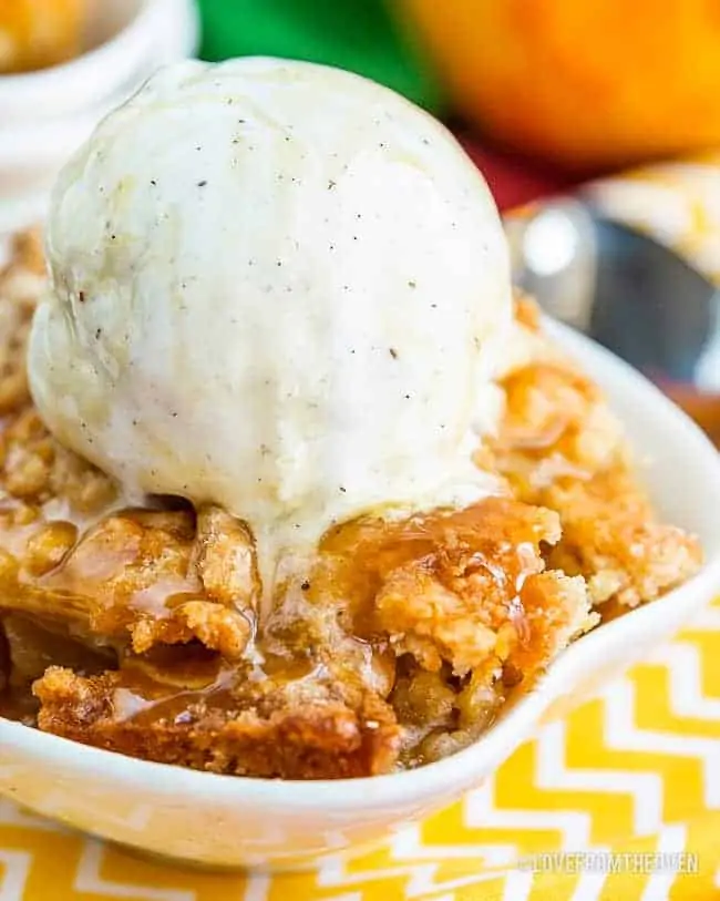 Easy Apple Cobbler