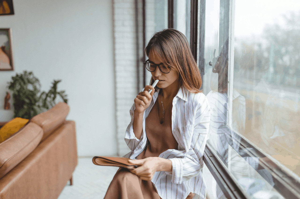 5 Clear Law of Attraction Signs Someone is Thinking About You