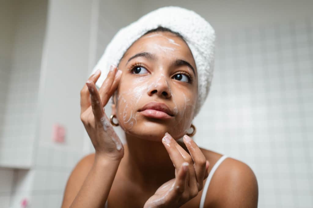 How To Manifest Clear Skin Fast Aglow Lifestyle