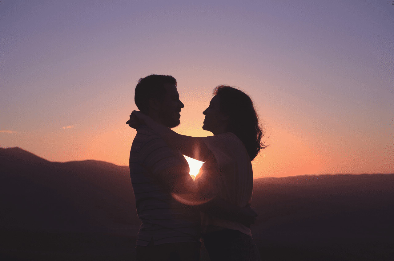 How To Manifest Your Soulmate In 7 Steps