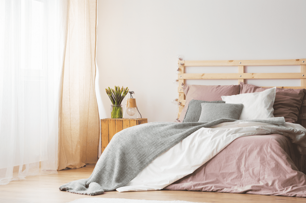 42 Positive Night-Time Affirmations To Use Before Sleep