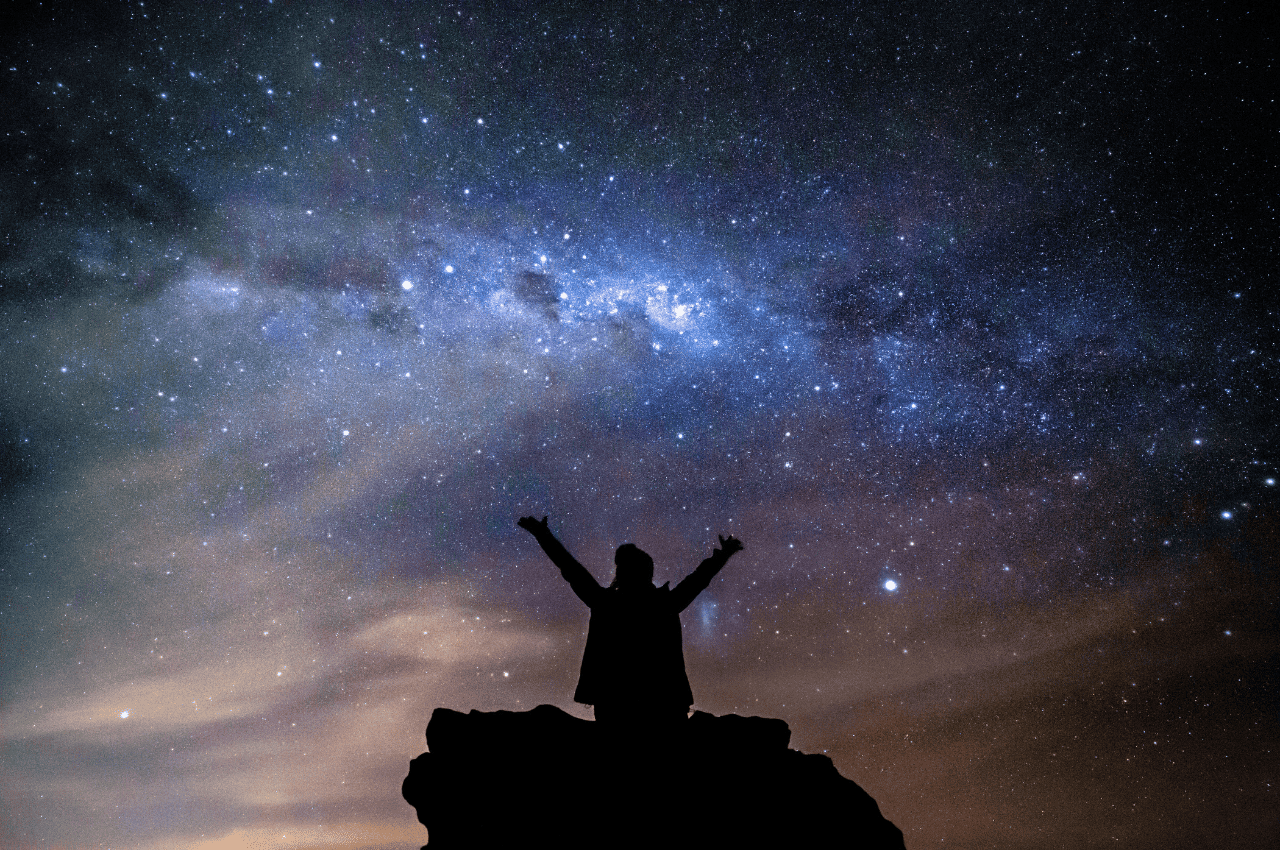 11 Common Signs from the Universe + What They Could Mean