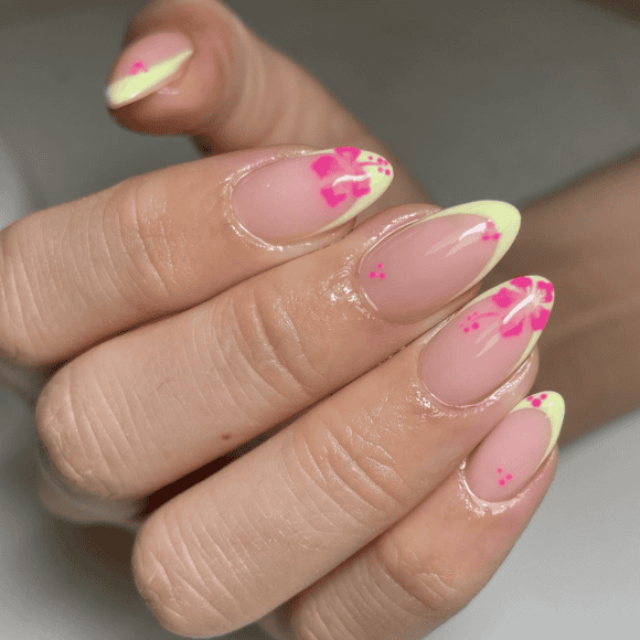 Blooming Brilliant Floral Nail Design Ideas