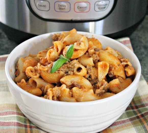 Instant Pot Cheesy Hamburger Casserole